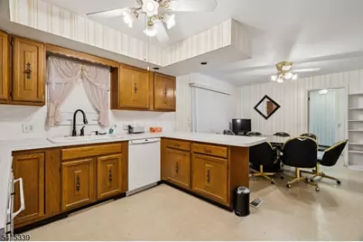 110 Edgewood Ave, Green Brook Township, NJ 08812 - Photo 10