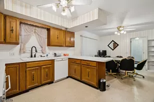 110 Edgewood Ave, Green Brook Township, NJ 08812 - Photo 10