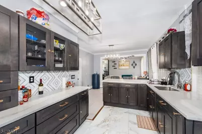 63 Mission St, Montclair, NJ 07042 - Photo 4