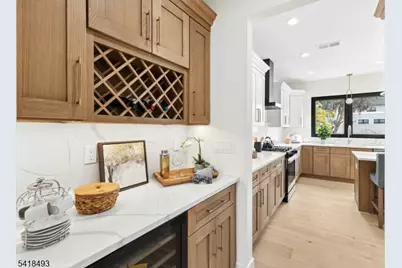 32 Garibaldi St, Bernardsville, NJ 07924 - Photo 8