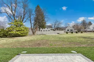 32 Garibaldi St, Bernardsville, NJ 07924 - Photo 40