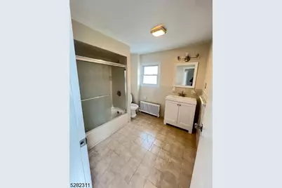 363 E Milton Ave, Rahway, NJ 07065 - Photo 10