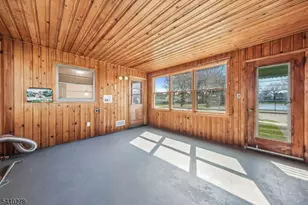 4 Oak Ridge Rd, Clifton, NJ 07013 - Photo 4