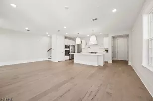 102 Iris Ct, Warren Township, NJ 07059 - Photo 22