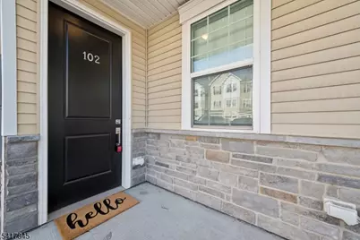 102 Iris Court, Warren Township, NJ 07059 - Photo 6