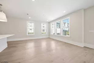 102 Iris Ct, Warren Township, NJ 07059 - Photo 24