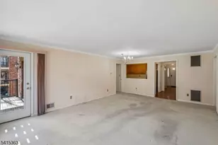 17 Mews Ln, South Orange, NJ 07079 - Photo 10