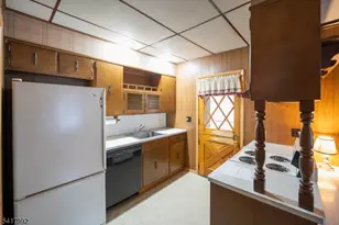 2 Wilson St, Phillipsburg, NJ 08865 - Photo 18