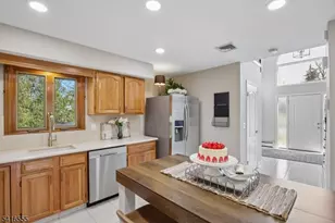 17 Garden St, East Hanover Township, NJ 07936 - Photo 16