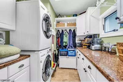 423A Lakeside Blvd, Hopatcong, NJ 07843 - Photo 42