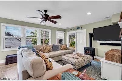 423A Lakeside Blvd, Hopatcong, NJ 07843 - Photo 36