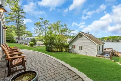 423A Lakeside Blvd, Hopatcong, NJ 07843 - Photo 6