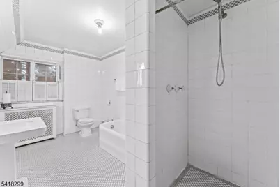 238 Elmwynd Dr, City Of Orange Twp., NJ 07050 - Photo 24