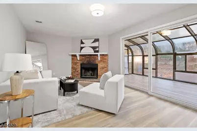 77 Chestnut Dr, Wayne, NJ 07470 - Photo 10