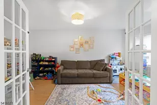 39 Carey Arthur Dr, Wayne, NJ 07470 - Photo 16