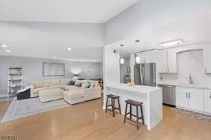 39 Carey Arthur Dr, Wayne, NJ 07470 - Photo 6