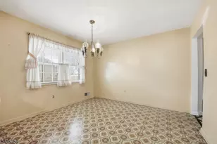 198 Lambert St, Cranford Township, NJ 07016 - Photo 8