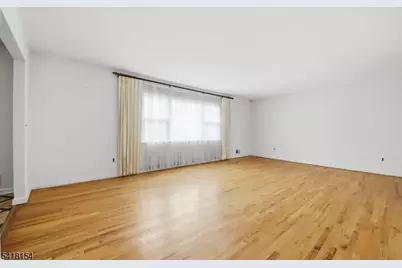 198 Lambert St, Cranford Township, NJ 07016 - Photo 4