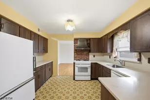 198 Lambert St, Cranford Township, NJ 07016 - Photo 6