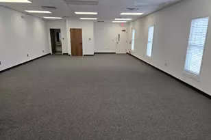 160 Main St, Flemington, NJ 08822 - Photo 4