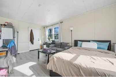 2397 Seymour Ave, Union Township, NJ 07083 - Photo 8