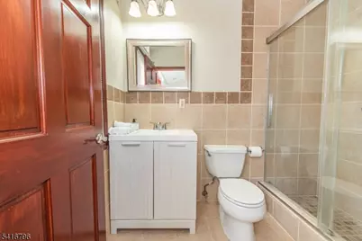 35 Waughaw Rd, Montville Township, NJ 07082 - Photo 12