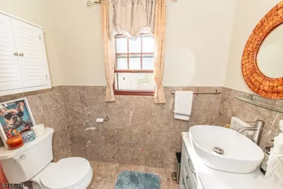 35 Waughaw Rd, Montville Township, NJ 07082 - Photo 18