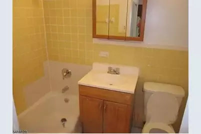 220 W Sumner Ave #101, Roselle Park, NJ 07204 - Photo 4