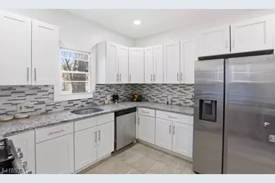 173 Renner Ave, Newark, NJ 07112 - Photo 12