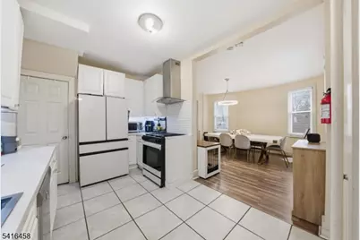 124 Washington Ave, Irvington, NJ 07111 - Photo 14