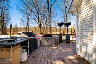 208 Annisquam Rd, Vernon, NJ 07422 - Photo 16