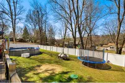 208 Annisquam Rd, Vernon, NJ 07422 - Photo 18