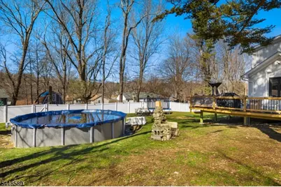 208 Annisquam Rd, Vernon, NJ 07422 - Photo 14