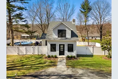 208 Annisquam Rd, Vernon, NJ 07422 - Photo 4