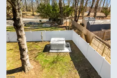 208 Annisquam Rd, Vernon, NJ 07422 - Photo 10