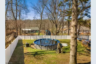 208 Annisquam Rd, Vernon, NJ 07422 - Photo 8