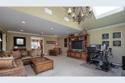 6 Brentwood Ct, Wayne Twp., NJ 07470 - Photo 14