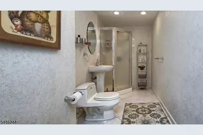 6 Brentwood Ct, Wayne Twp., NJ 07470 - Photo 38