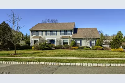 6 Brentwood Ct, Wayne Twp., NJ 07470 - Photo 2