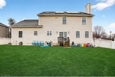 127 Churchill Ave, Franklin Township, NJ 08873 - Photo 4