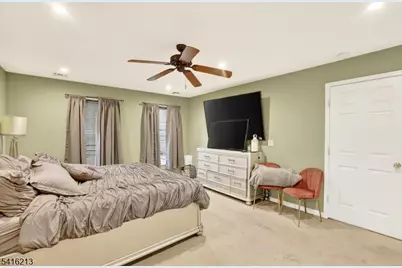 127 Churchill Ave, Franklin Township, NJ 08873 - Photo 20