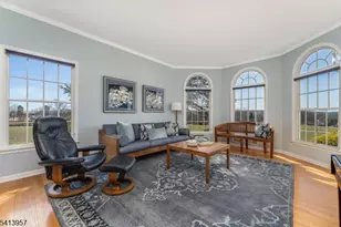 4 Cheshire Ct, Clinton Township, NJ 08833 - Photo 8