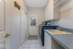 4 Cheshire Ct, Clinton Township, NJ 08833 - Photo 18