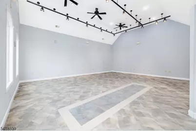 137 S Rutherford Ave, Franklin, NJ 07416 - Photo 4