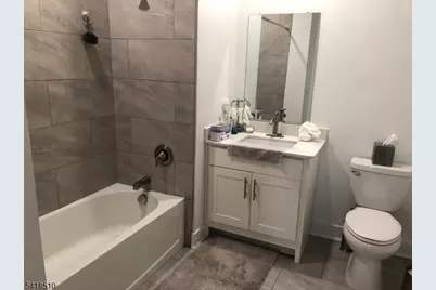 11 Veterans Way, Morris Plains, NJ 07950 - Photo 6