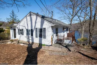 52 Broadway, West Milford Twp., NJ 07480 - Photo 4