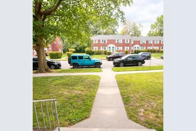 23B Carolyn Ter #B, Roselle, NJ 07203 - Photo 8