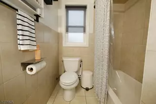 534 Monmouth Ave, Linden, NJ 07036 - Photo 18