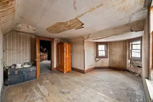 94 Center St, Clifton, NJ 07011 - Photo 26