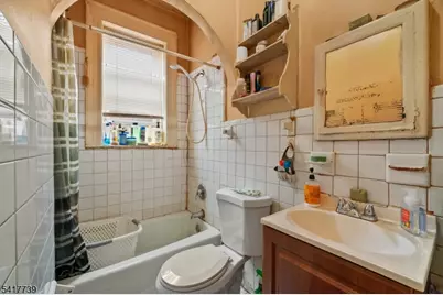 94 Center St, Clifton, NJ 07011 - Photo 10